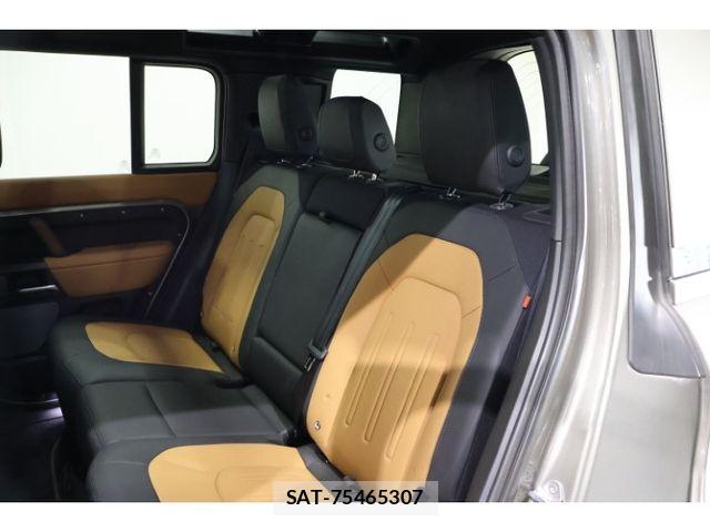 ROVER DEFENDER 2023-04 8368511-4