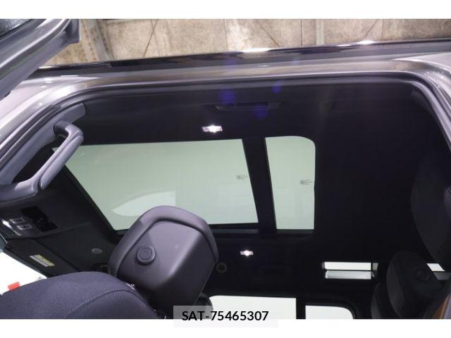 ROVER DEFENDER 2023-04 8368511-5