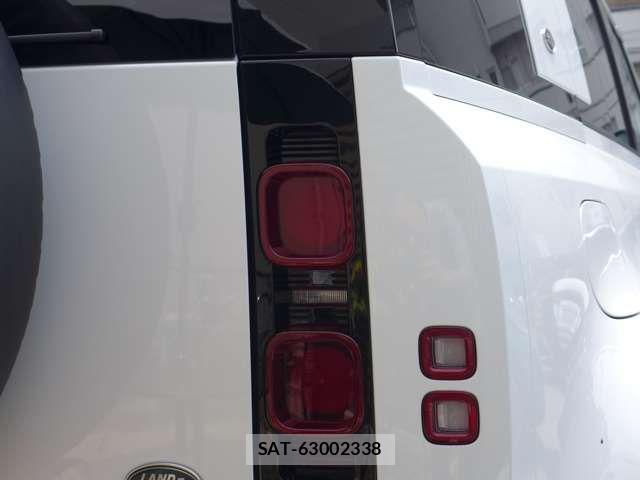 ROVER DEFENDER 2023-06 8368516-14