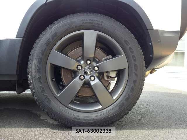 ROVER DEFENDER 2023-06 8368516-19