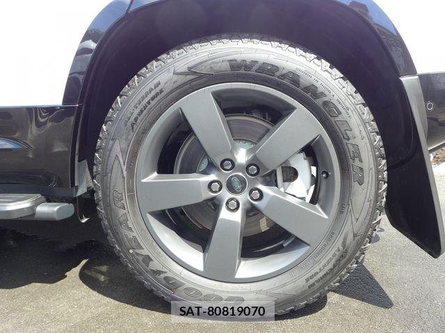 ROVER DEFENDER 2025-10 8414756-16