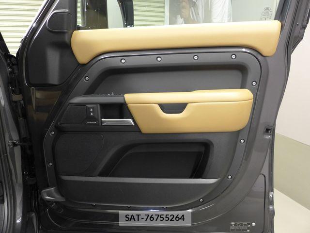 ROVER DEFENDER 2025-11 8414758-10