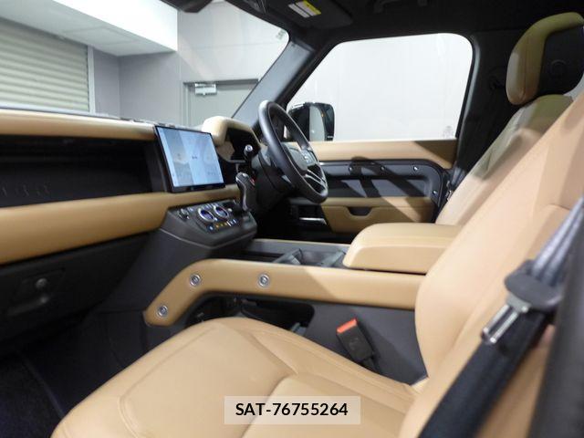 ROVER DEFENDER 2025-11 8414758-14