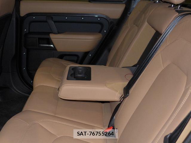 ROVER DEFENDER 2025-11 8414758-16