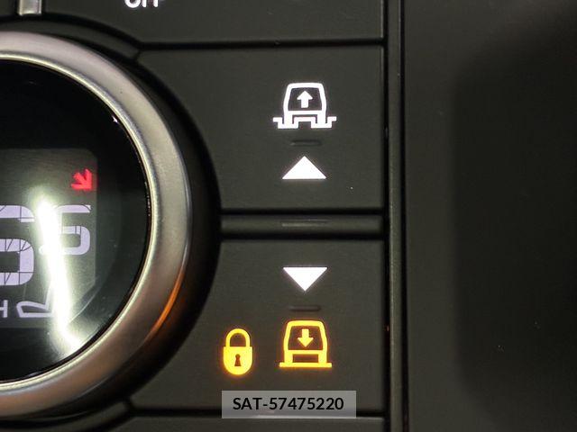 ROVER DEFENDER 2024-05 8414757-29