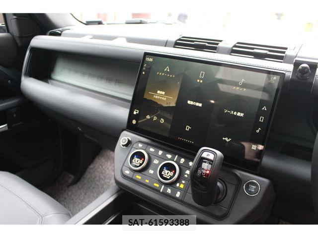 ROVER DEFENDER 2026-05 8414755-10
