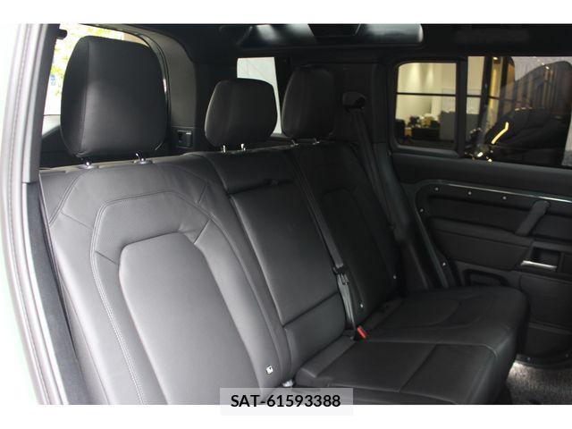 ROVER DEFENDER 2026-05 8414755-17