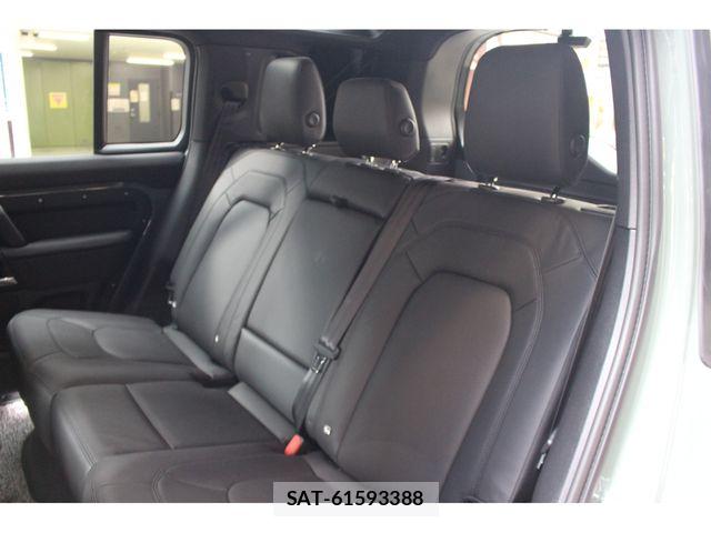 ROVER DEFENDER 2026-05 8414755-18