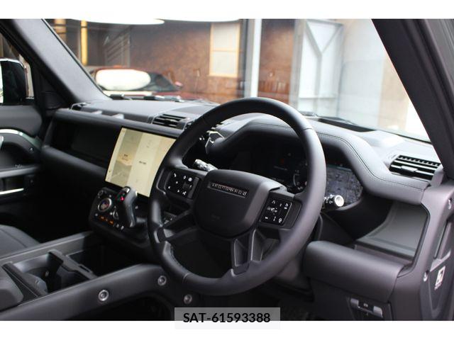 ROVER DEFENDER 2026-05 8414755-19