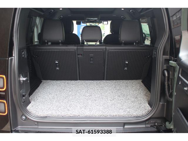 ROVER DEFENDER 2026-05 8414755-26