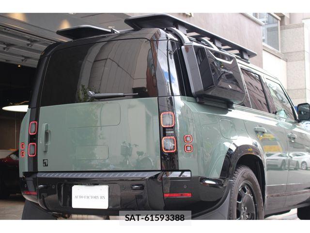 ROVER DEFENDER 2026-05 8414755-7