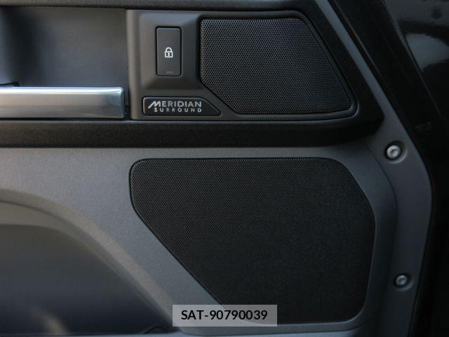 ROVER DEFENDER 2025-01 8563457-17