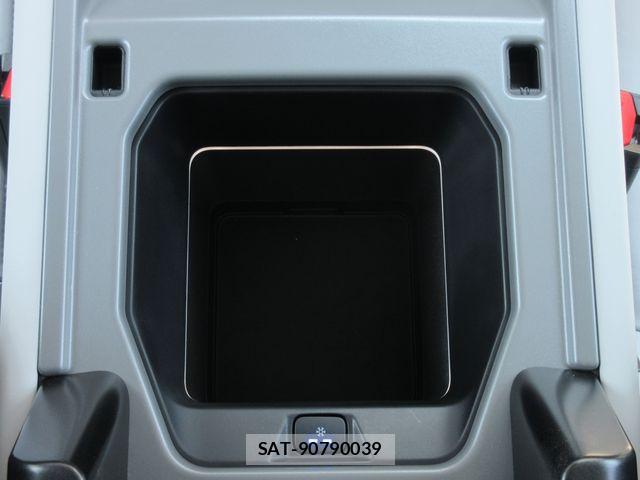 ROVER DEFENDER 2025-01 8563457-28