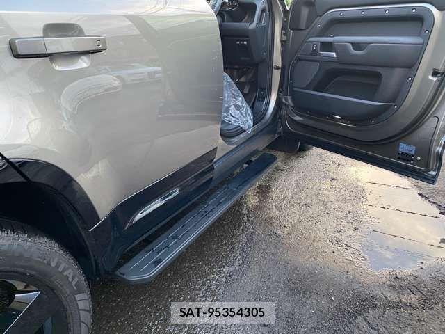 ROVER DEFENDER 2022-08 8628737-9