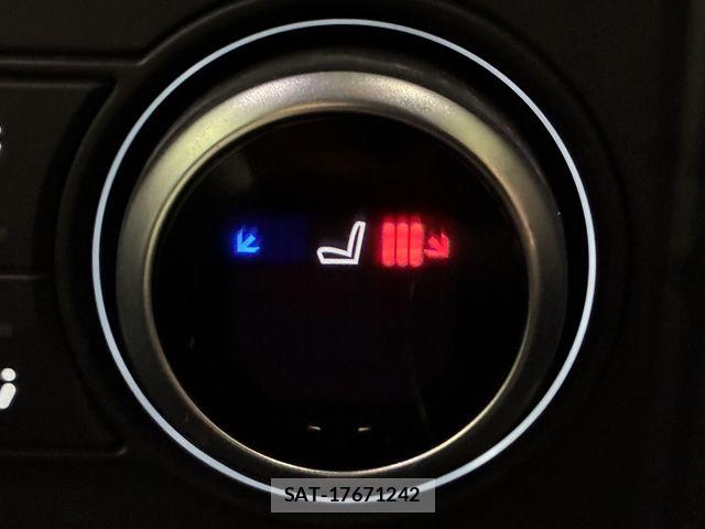 ROVER DEFENDER 2021-05 8628740-18