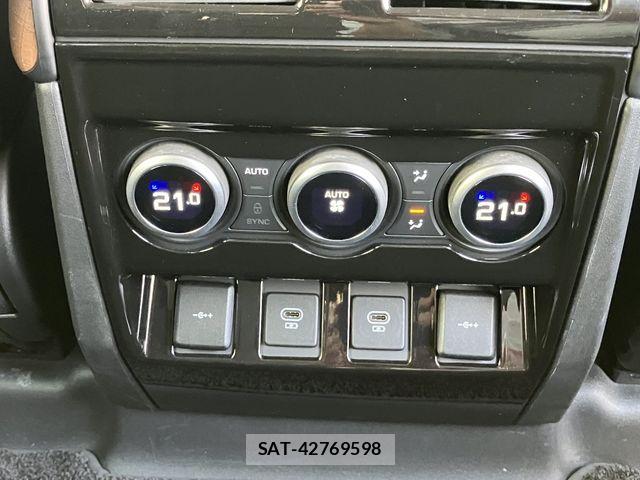 ROVER DEFENDER 2021-09 8628741-20