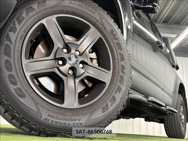 ROVER DEFENDER 2020-11 8628738-18