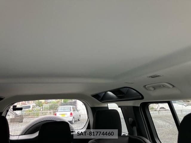 ROVER DEFENDER 2022-04 8666855-23