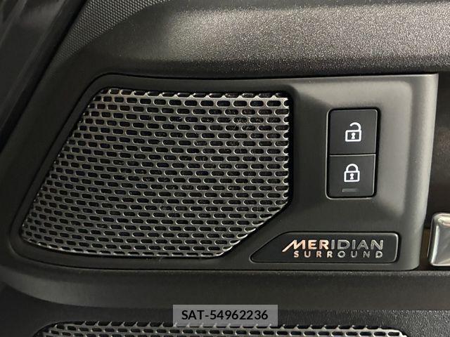ROVER DEFENDER 2024-05 8661375-17