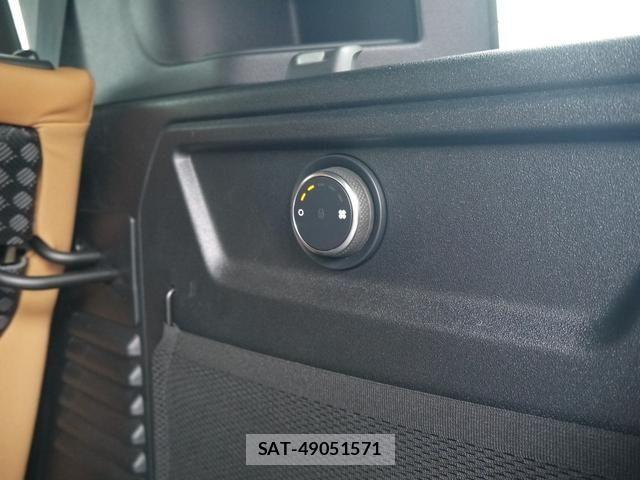 ROVER DEFENDER 2023-12 8661373-22