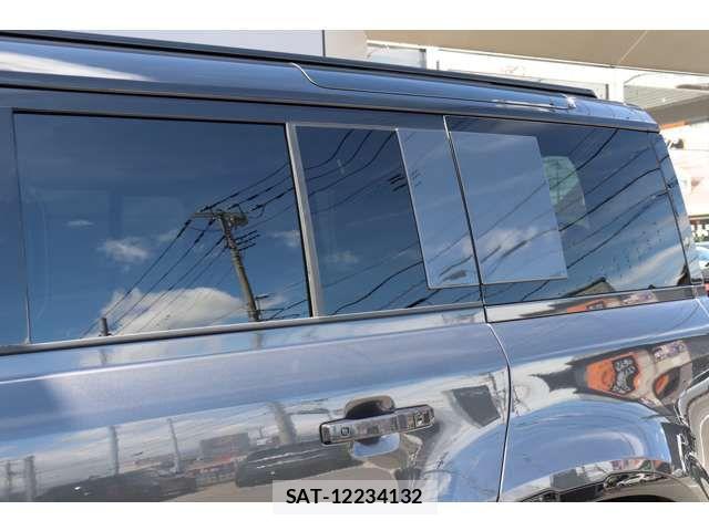 ROVER DEFENDER 2025-09 8666853-13