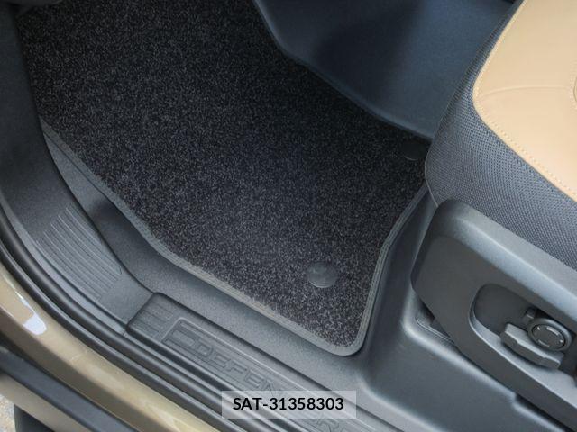 ROVER DEFENDER 2025-06 8661374-18