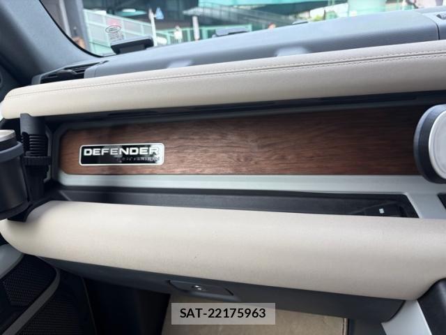 ROVER DEFENDER 2021-05 8661377-20