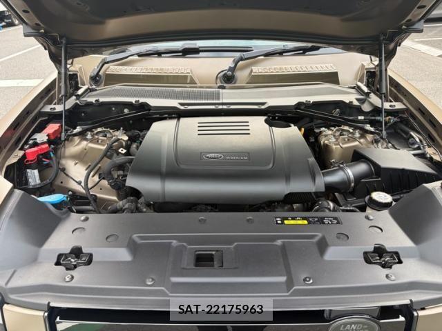 ROVER DEFENDER 2021-05 8661377-22