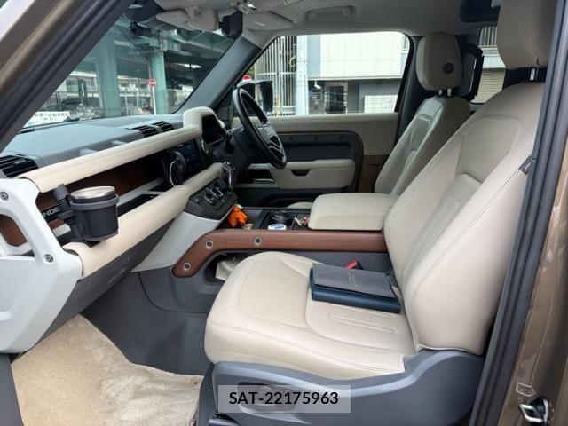 ROVER DEFENDER 2021-05 8661377-7