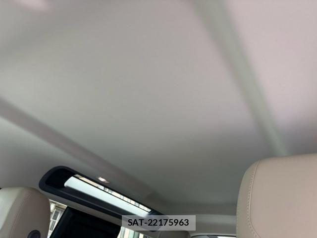 ROVER DEFENDER 2021-05 8661377-8