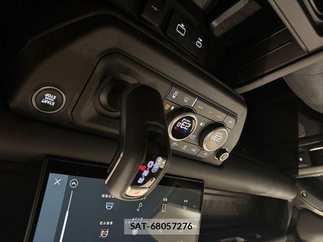 ROVER DEFENDER 2023-12 8666856-14