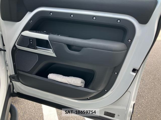 ROVER DEFENDER 2021-02 8797381-12