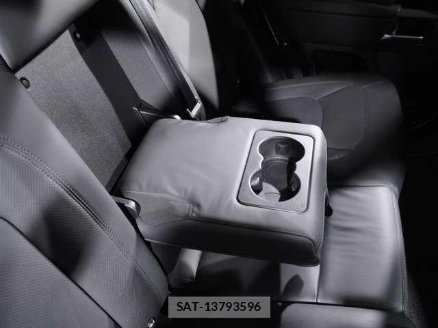 ROVER DEFENDER 2025-03 8831406-29