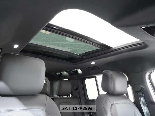 ROVER DEFENDER 2025-03 8831406-4