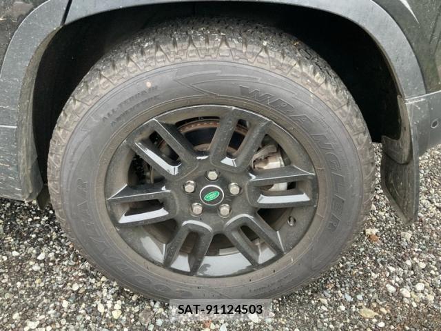 ROVER DEFENDER 2023-09 8831409-8