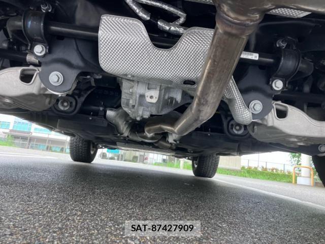 ROVER DEFENDER 2023-12 8850562-8