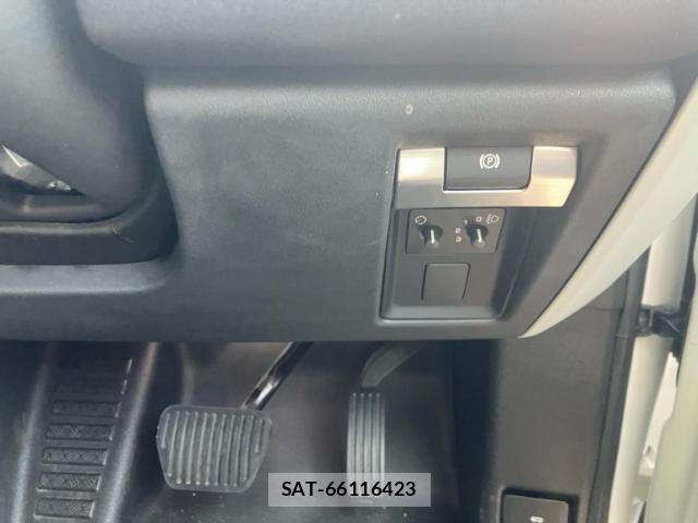 ROVER DEFENDER 2021-05 8850565-10