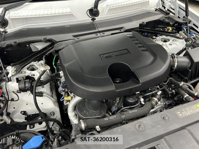 ROVER DEFENDER 2023-09 8881964-21