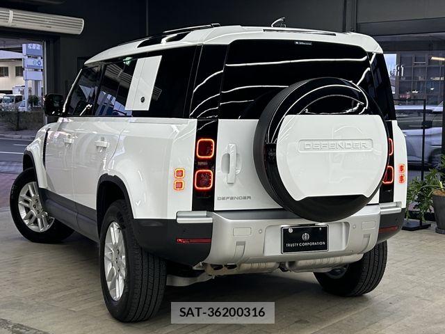 ROVER DEFENDER 2023-09 8881964-5