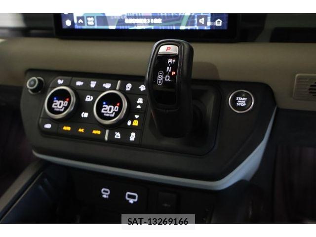 ROVER DEFENDER 2021-09 8881963-24