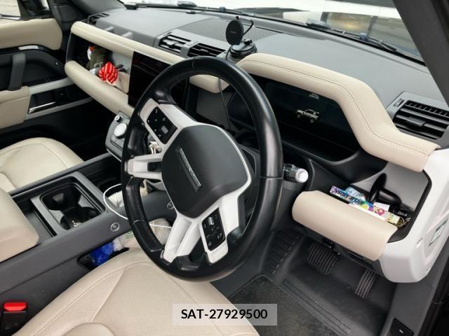 ROVER DEFENDER 2022-03 8881965-11