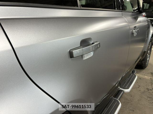 ROVER DEFENDER 2023-09 8881961-9