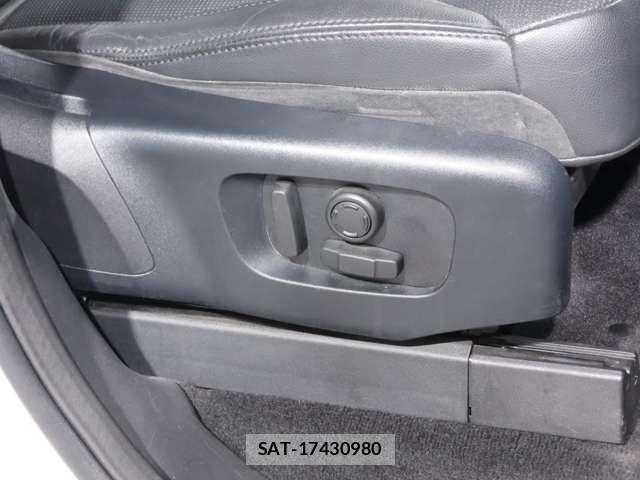 ROVER DISCOVERY 2018-12 6912261-14