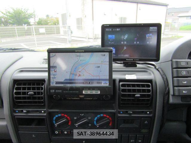 ROVER DISCOVERY 1998-05 8246580-17