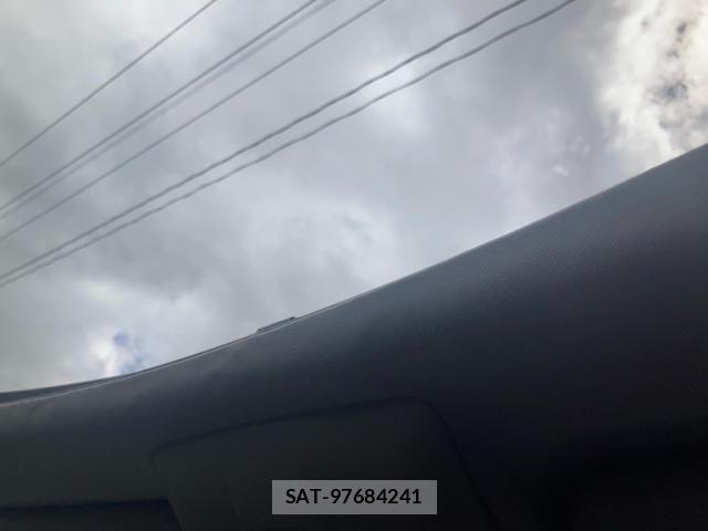 ROVER DISCOVERY 2014-03 8438816-26