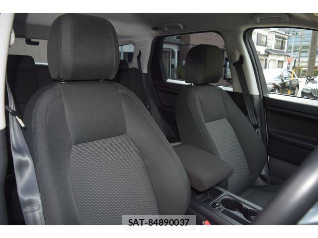 ROVER DISCOVERY 2019-05 4981490-11