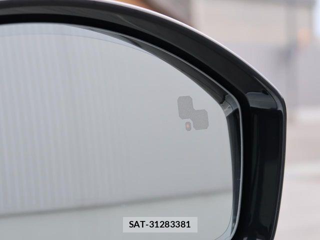 ROVER DISCOVERY 2024-10 6912263-13