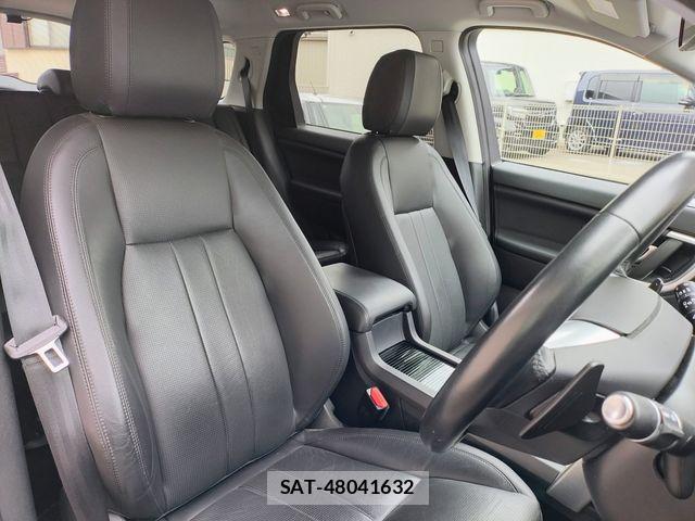 ROVER DISCOVERY 2019-06 7502691-20