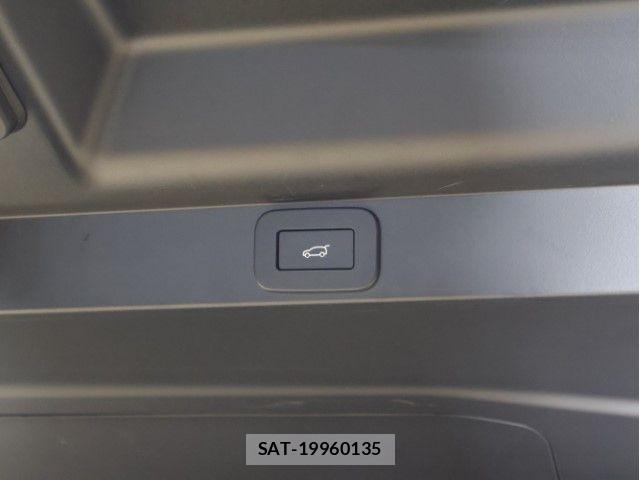 ROVER RANGE ROVER 2023-10 2675882-10