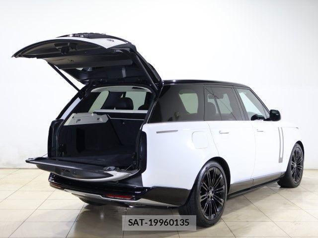 ROVER RANGE ROVER 2023-10 2675882-12